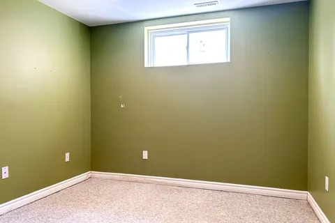 89 PRINCE EDWARD Road, ON N4V 1H1