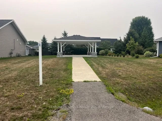 10718 West End Terrace, ON K0E 1K0