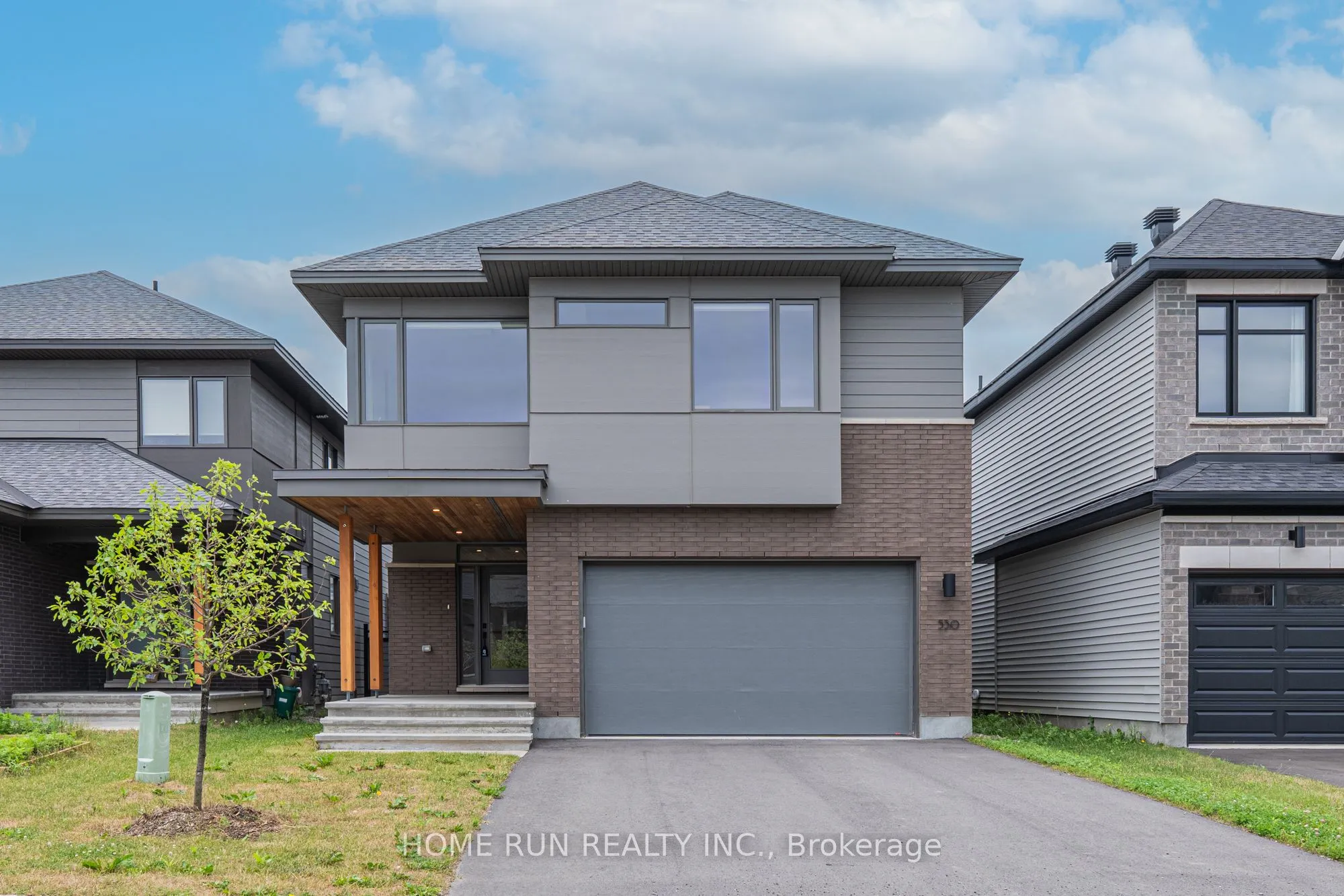 530 Tenor Ridge, ON K4M 0P9