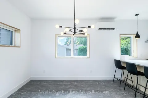 89 ISOBEL Street, ON N0M 1R0