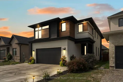 14 Willowbrook Drive, ON L3C 0G1