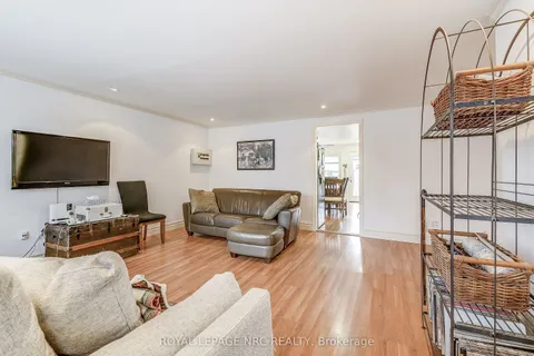 14 Shakespeare Avenue, ON L0S 1J0