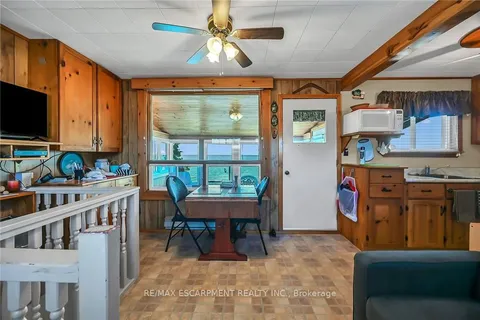 86 Lakeshore Road, ON N0A 1P0