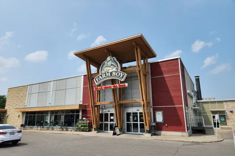 2675 Marie Street, ON K2B 7E3