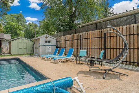 370-372 Lakewood Avenue, ON L0S 1B0