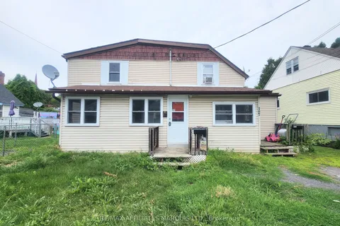 12-12A Cartier Avenue, ON K6J 4B4