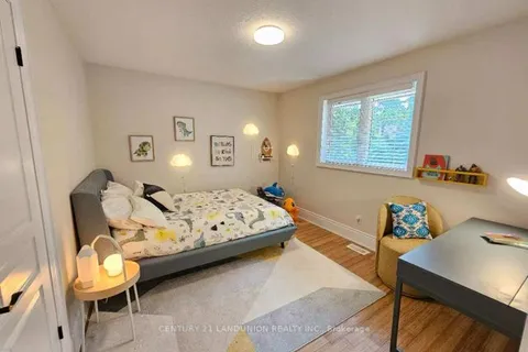 96 Irma Court, ON L9G 1K7