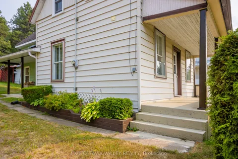 53 Burchat Street, ON K0J 2N0