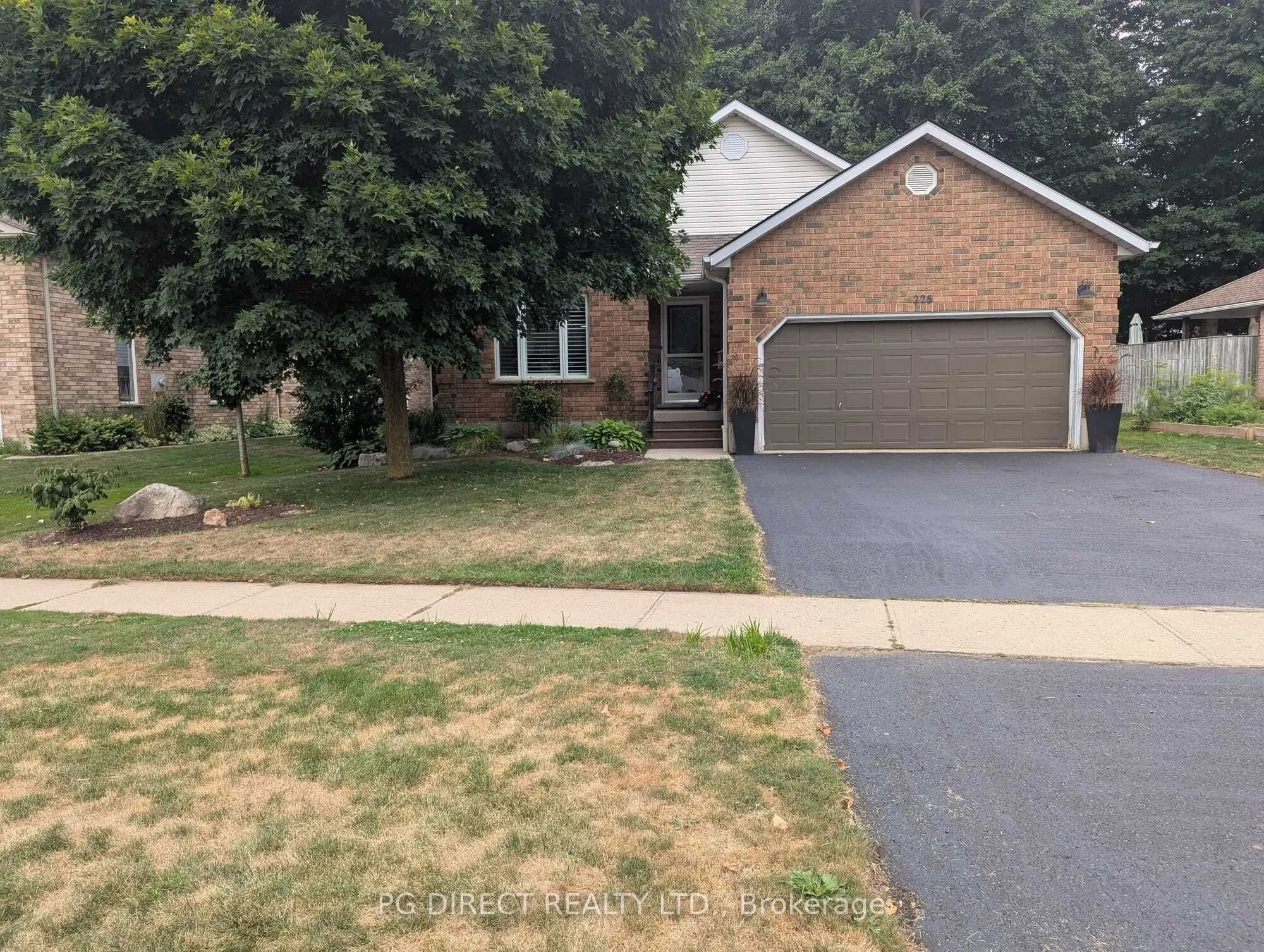 225 Eby Crescent, ON N3A 1Y9