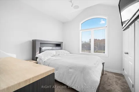 172 Glens Of Antrim Way, ON K0K 2G0