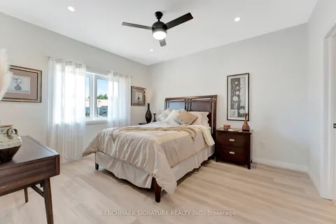 2 Painted Skimmer Place, ON N3Y 0E3