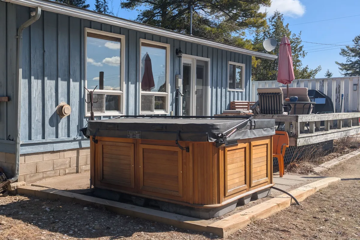 214 Ogimah Road, ON N0H 2T0