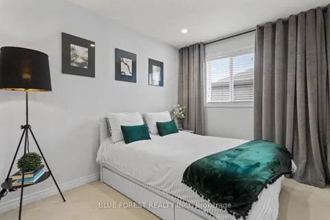 42126 Mcbain Line, ON N5P 4R1