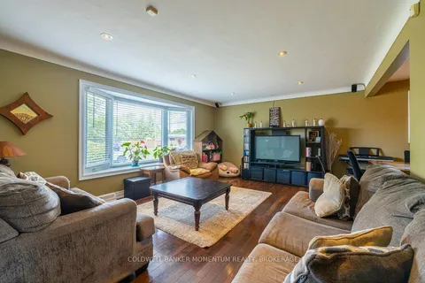 86 Crescent Drive, ON L3B 2X3