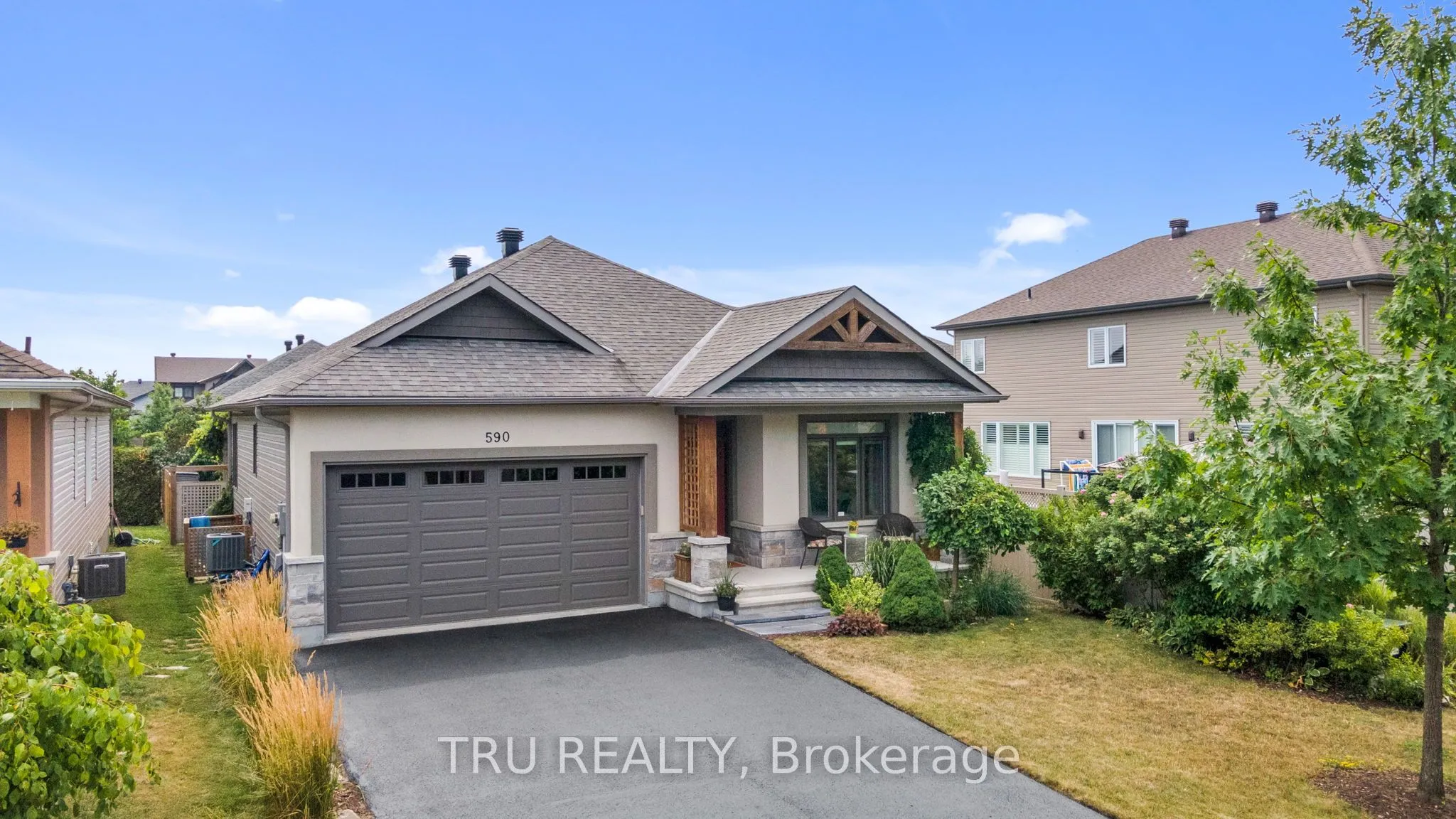 590 Robert Hill Street, ON K0A 1A0