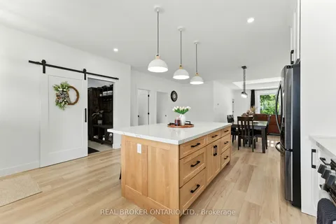 9 Macneil Court, ON N0J 1T0