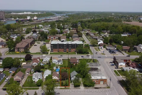 106 Chestnut Street, ON L3K 1R6