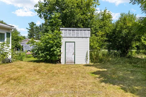 967 West Street, ON K4C 1C6