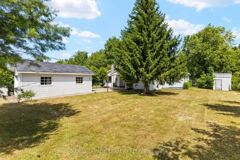 967 West Street, ON K4C 1C6