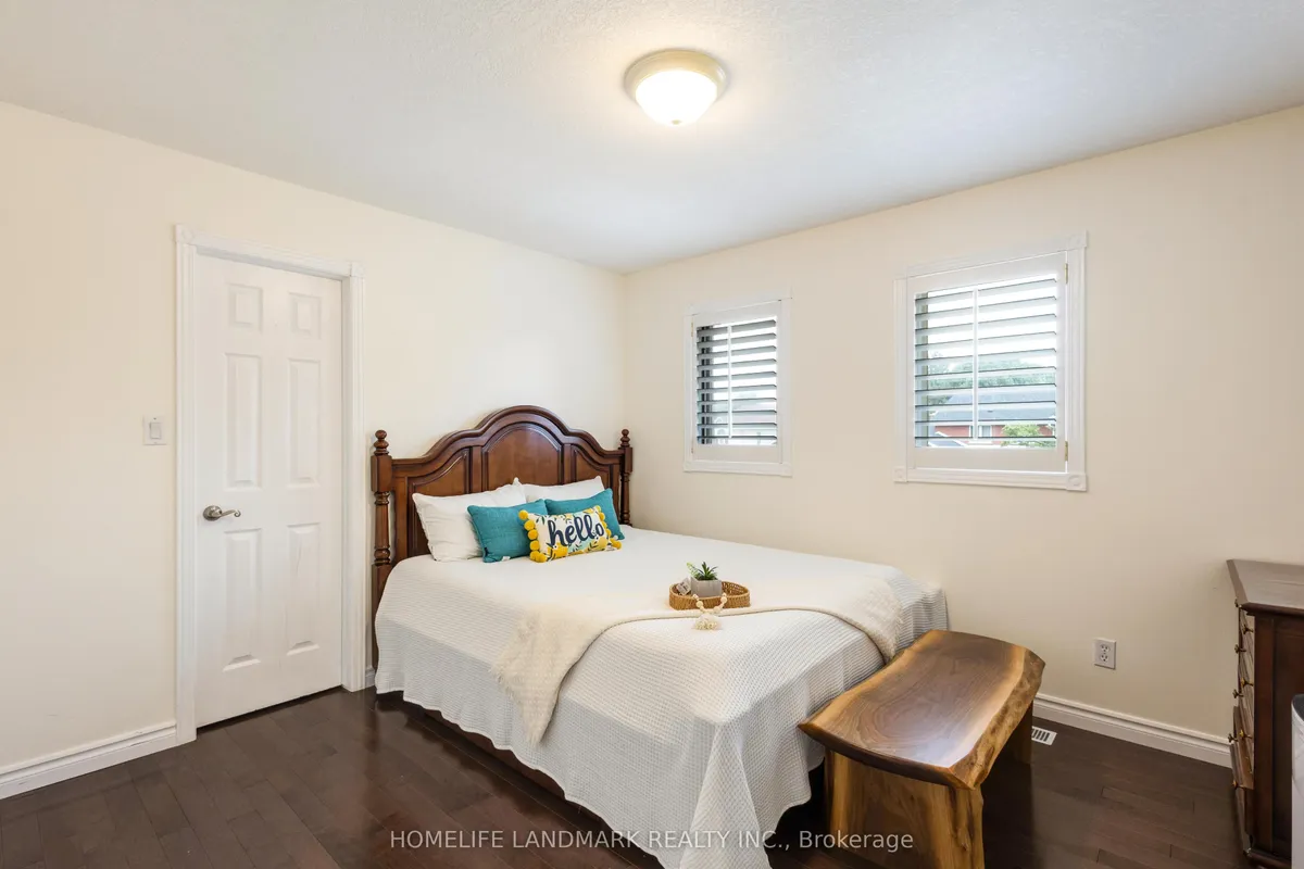 525 Leighland Drive, ON N2T 2H5