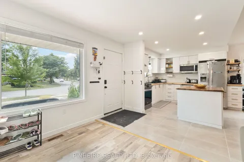 195 Portsmouth Crescent, ON N5V 4C8