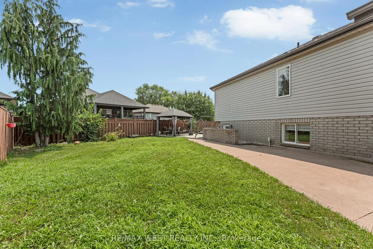 11143 Ancona Crescent, ON N8R 2K2
