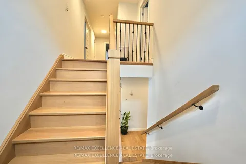 90 WAYSIDE Lane, ON N5P 0G3