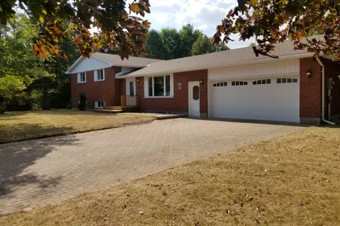 7595 Snake Island Road, ON K0A 2P0