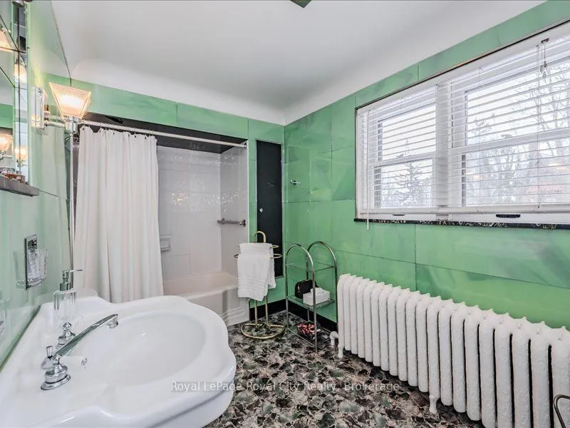 80 London Road, ON N1H 2B7