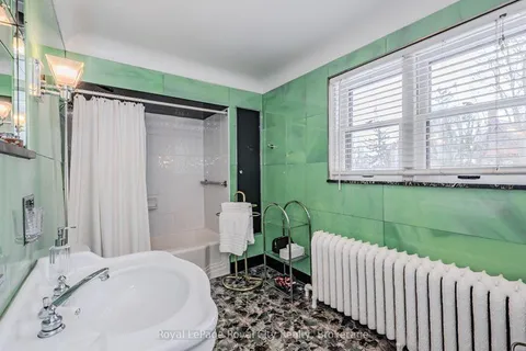 80 London Road, ON N1H 2B7