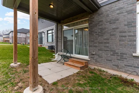 3597 Carolinia Court, ON L0S 1N0