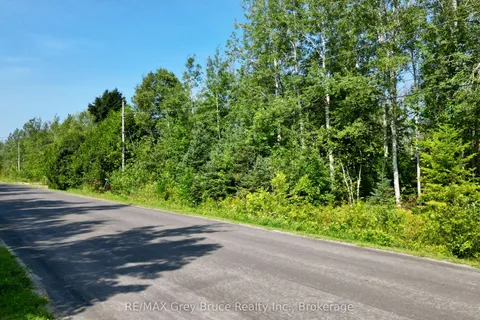 127 Maple Drive, ON N0H 1Z0