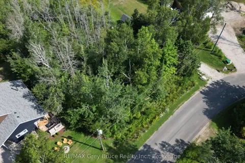 Part 28 Maple Drive, ON N0H 1Z0