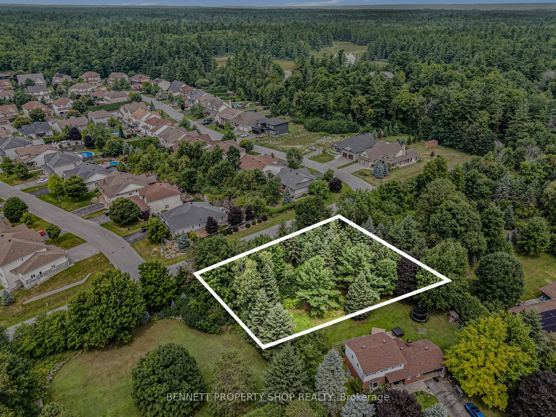 160 Juanita Avenue, ON K0A 1L0