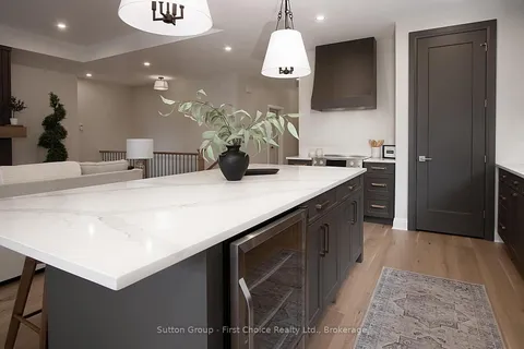 117 KASTNER Street, ON N5A 0J7