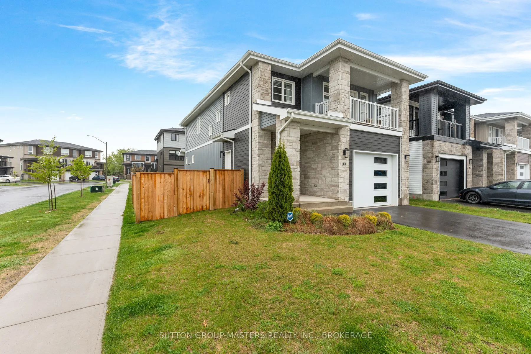 11 Walden Pond Drive, ON K7N 0E7