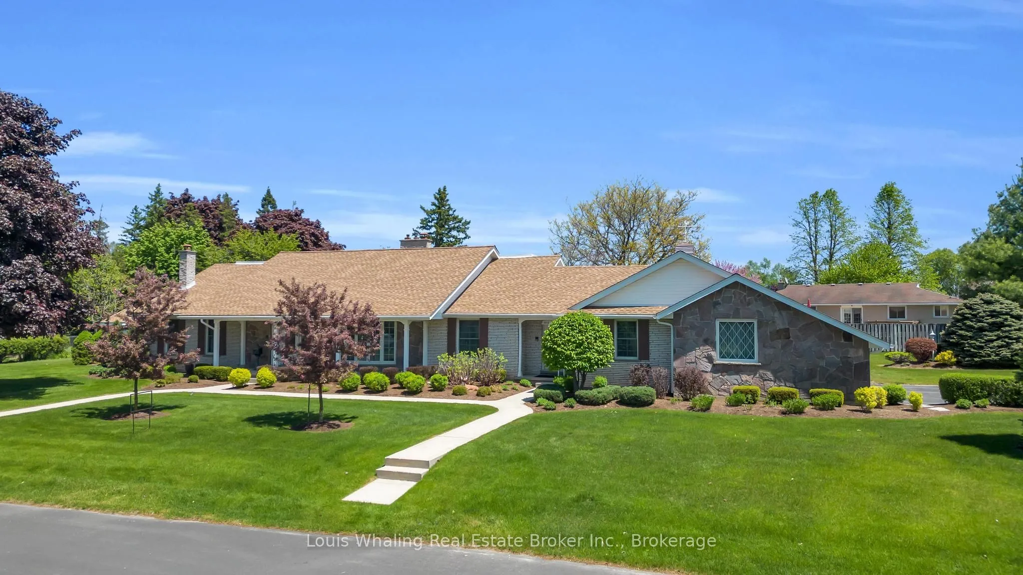 241 4th Avenue, ON N4N 2B6