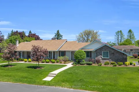 241 4th Avenue, ON N4N 2B6