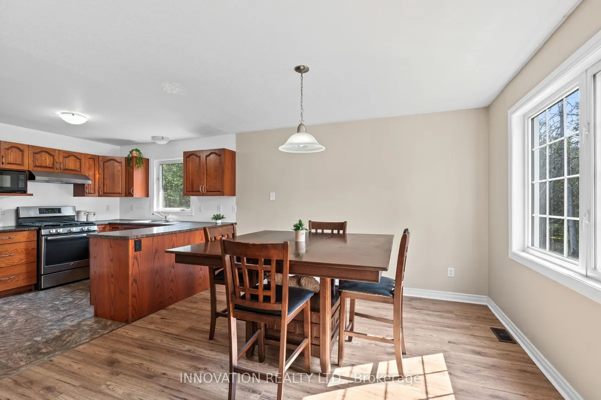 845 Pinery Road, ON K7A 4S7