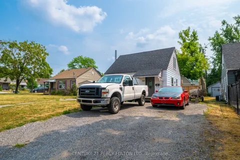 253 Princess Elizabeth Crescent, ON K9V 1P2