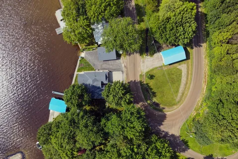 640 Lac Des Deux Milles Road, ON P2B 2X4