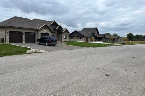 2 James Street, ON N0L 1T0