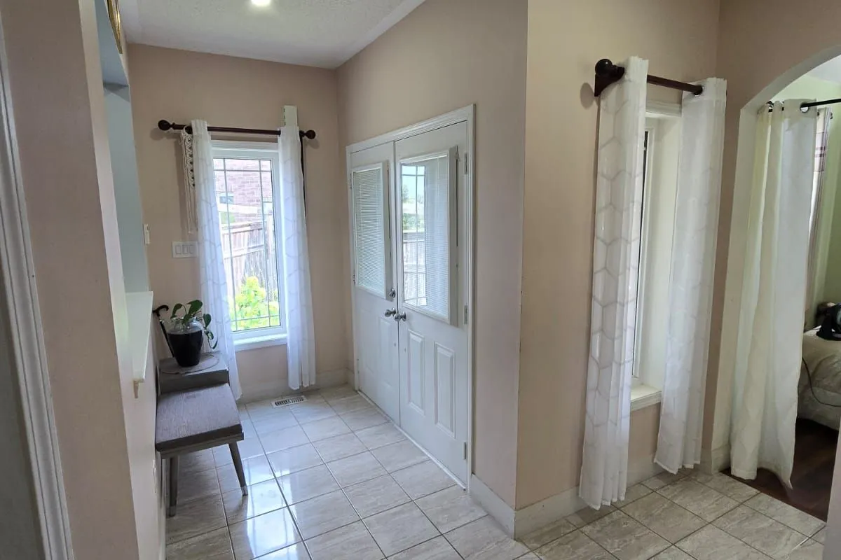 261 Thomas Avenue, ON N3S 0E1