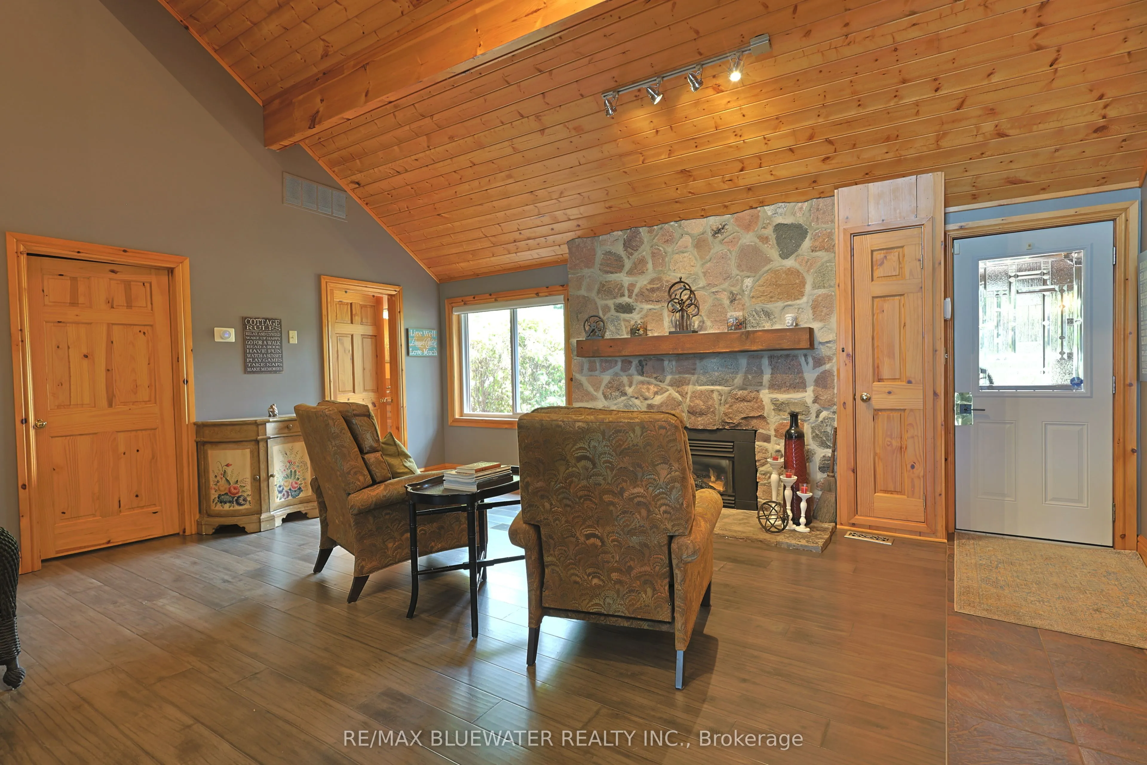 71235 Elizabeth Street, ON N0M 1N0