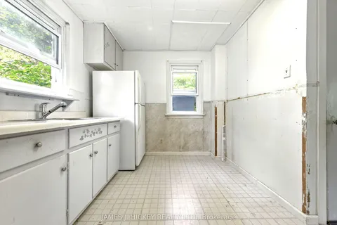 123 Algonquin Street, ON K0J 1P0