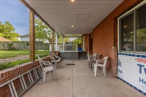 110 Garner Avenue, ON L3B 2X9