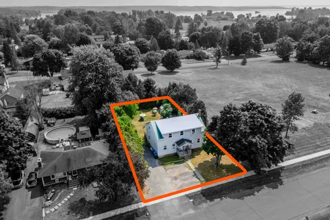 52 Elm Street, ON K0C 1R0