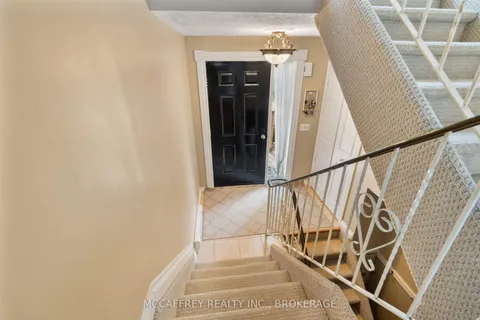 1 SLASH Road, ON K7R 2Z6