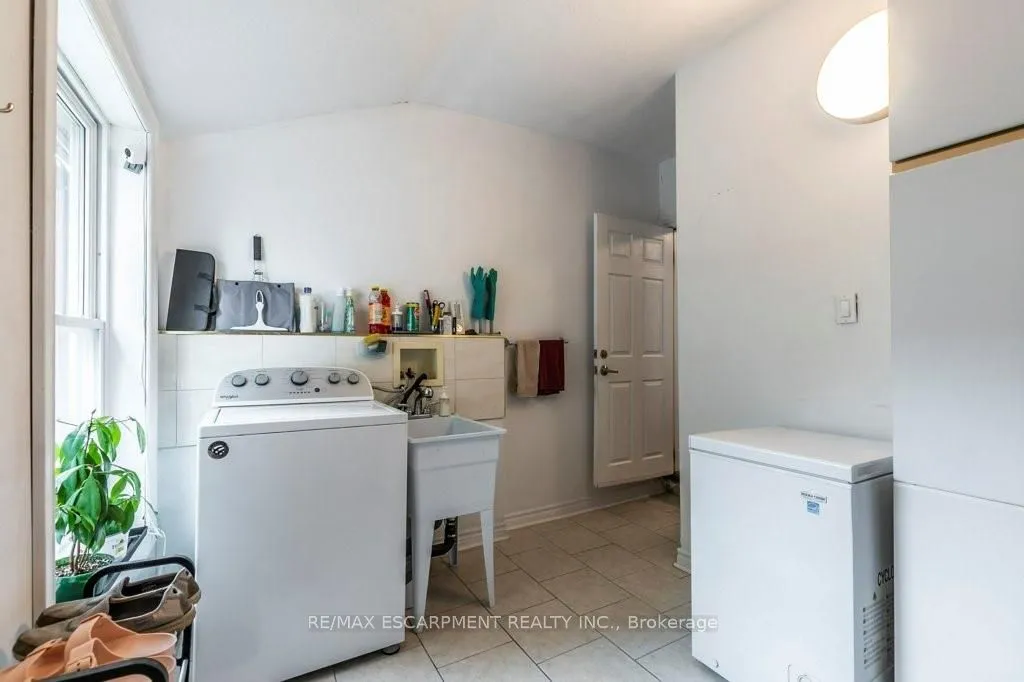 346 Hughson Street, ON L8L 4N1