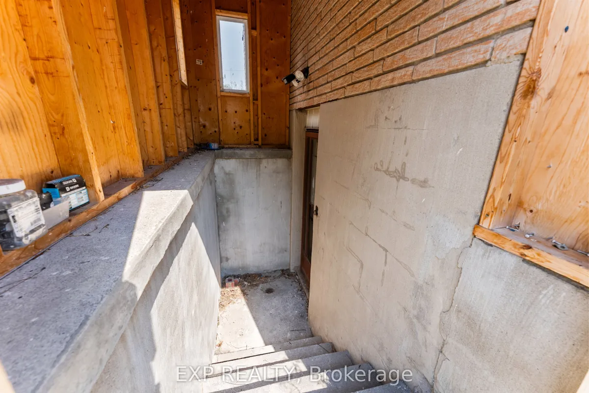 2 Alnet Drive, ON K8P 4V8